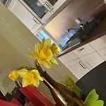 Bei Den Hundertelfen Apartment *